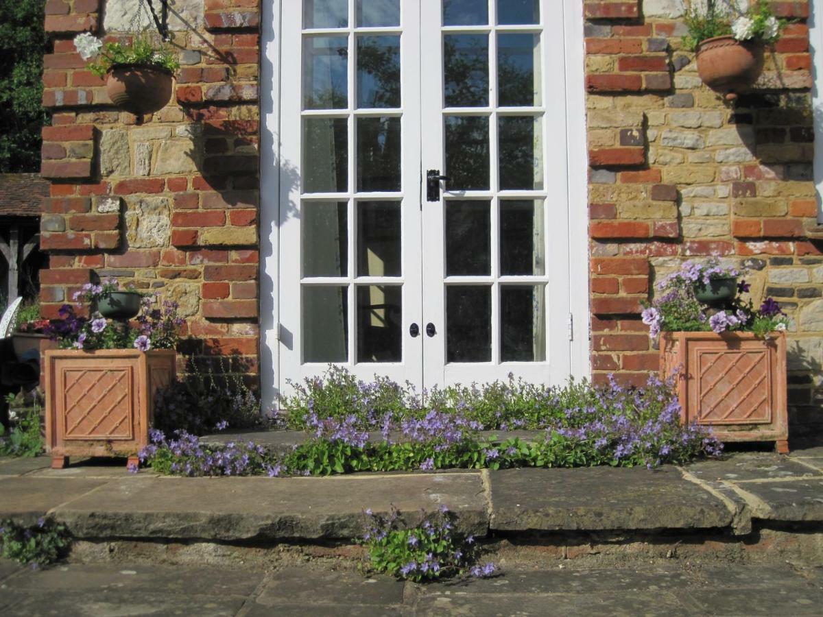 Tilford Mill Cottage Farnham  Dış mekan fotoğraf
